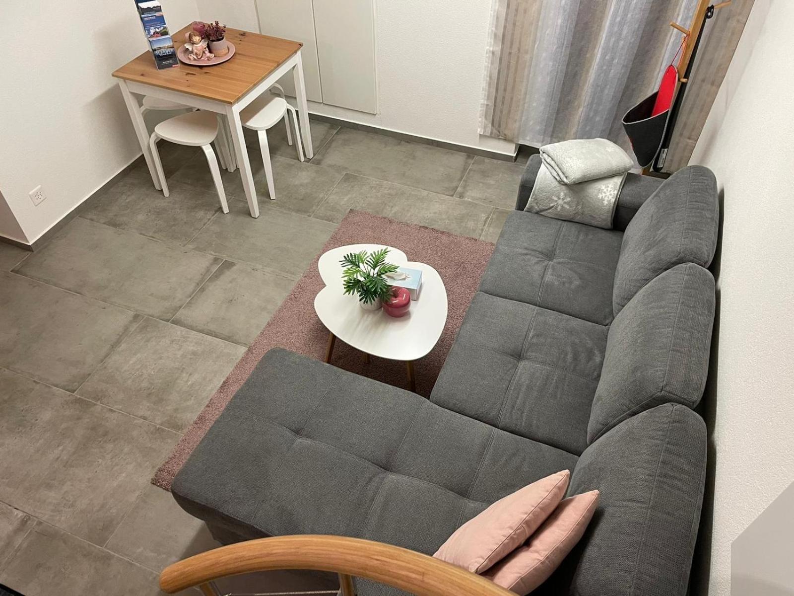 Wohnung Am Postweg Netstal Exterior foto